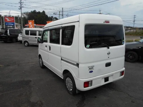 Nissan Clipper
