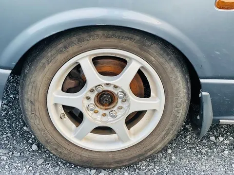 Daihatsu Mira Gino