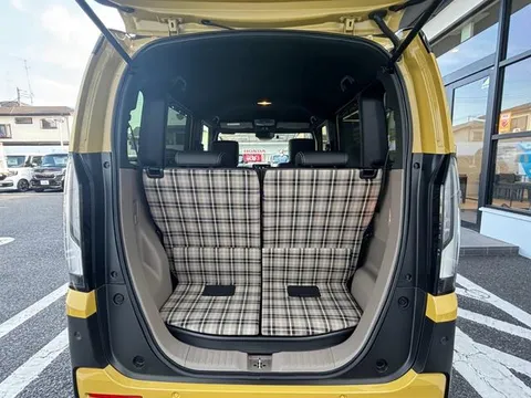 Honda N-BOX Joy