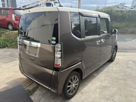 Honda N-BOX Plus