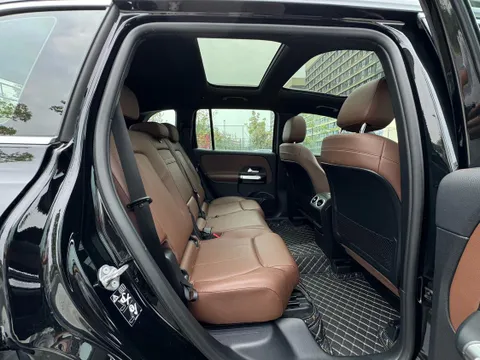 Mercedes-Benz Mercedes-Benz GLB