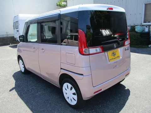 Suzuki Spacia