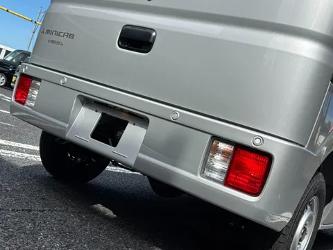 Mitsubishi Minicab Van