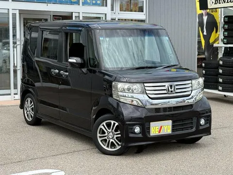 Honda N-BOX Custom
