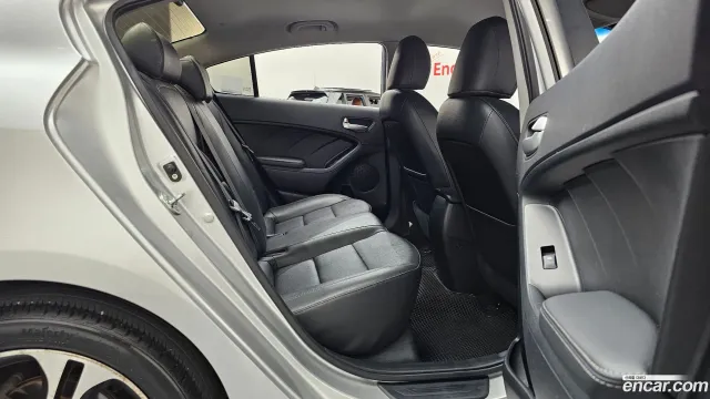 Kia Cerato (K3)
