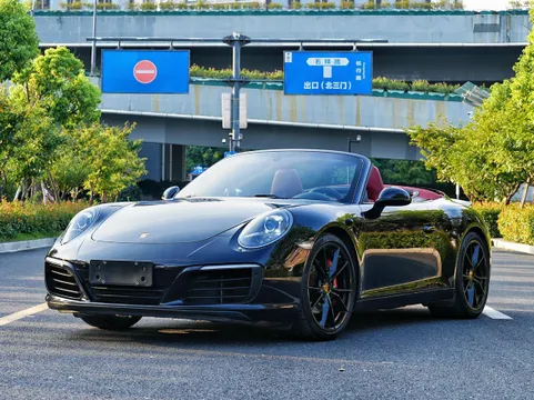 Porsche 911