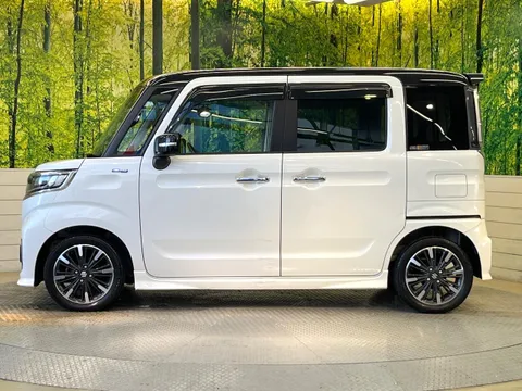 Suzuki Spacia Custom