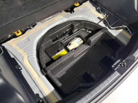 Toyota Yaris (Vitz)