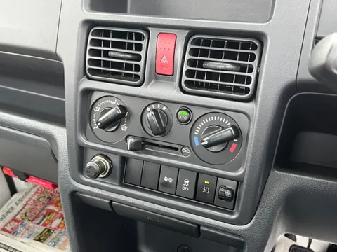 Nissan Clipper Truck