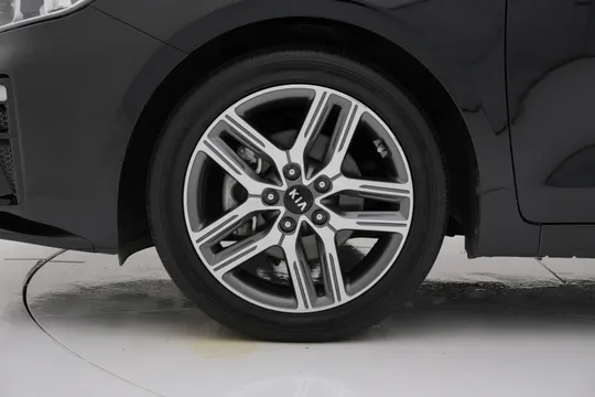 Kia Cerato (K3)