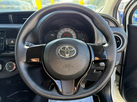 Toyota Yaris (Vitz)
