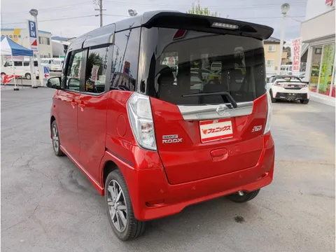 Nissan Dayz Roox