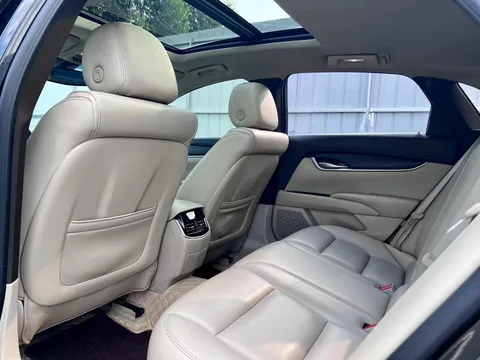 Cadillac XTS