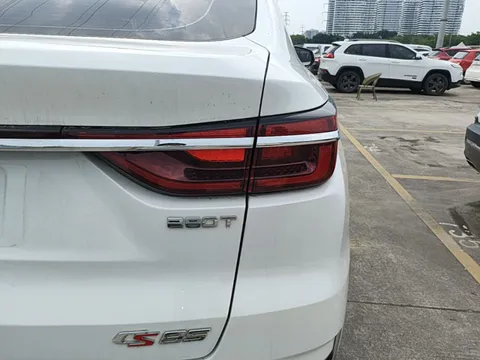 Changan CS85