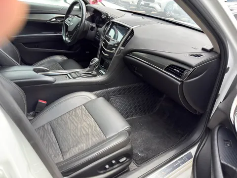 Cadillac ATS-L
