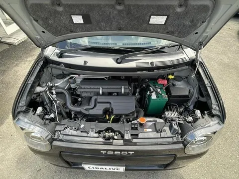 Daihatsu Mira Tocot