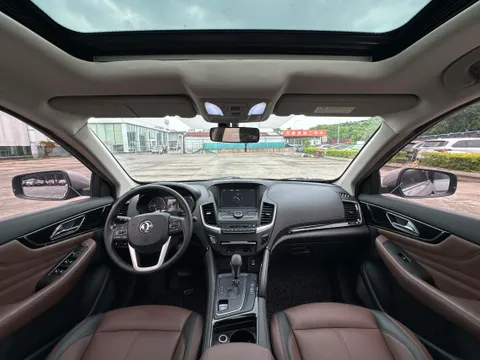 Dongfeng AX7