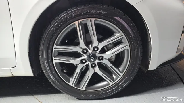 Kia Cerato (K3)