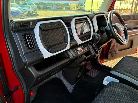 Mazda Flair Crossover