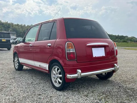 Daihatsu Mira Gino
