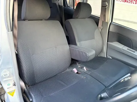 Daihatsu Mira Custom