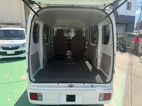 Nissan Clipper