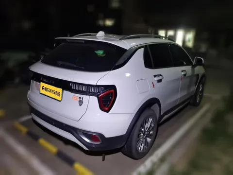 Lynk & Co 01