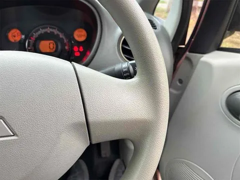 Mitsubishi I