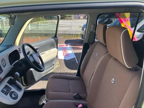 Daihatsu Mira Cocoa