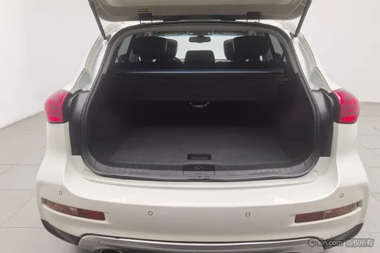 Infiniti QX50