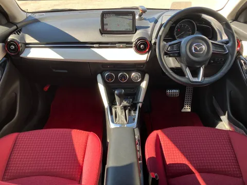 Mazda Mazda2 (Demio)