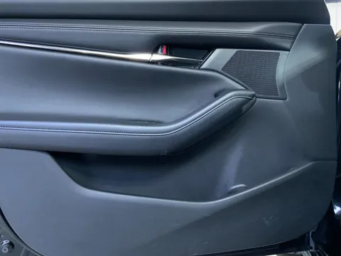 Mazda MAZDA3 Sedan