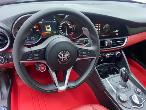Alfa Romeo Giulia