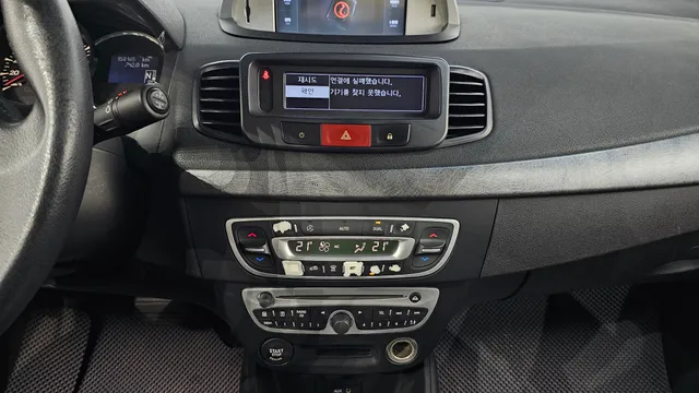 Renault SM3