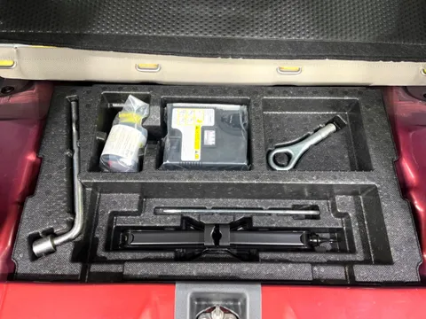 Daihatsu Mira Tocot
