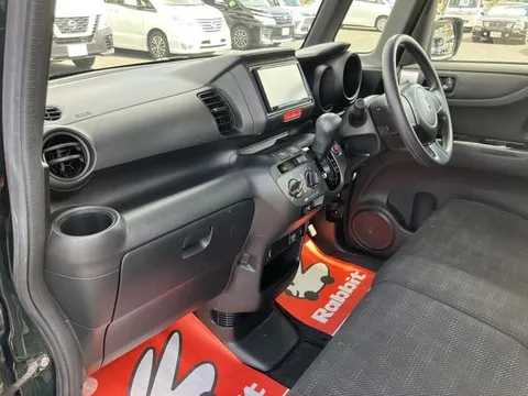 Honda N-BOX Plus