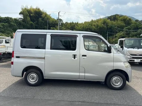 Toyota TownAce Van