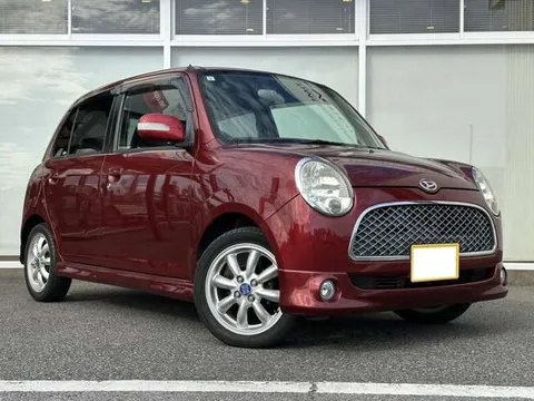 Daihatsu Mira Gino