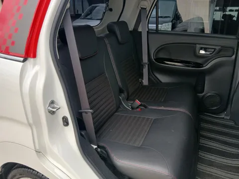 Toyota Pixis Joy
