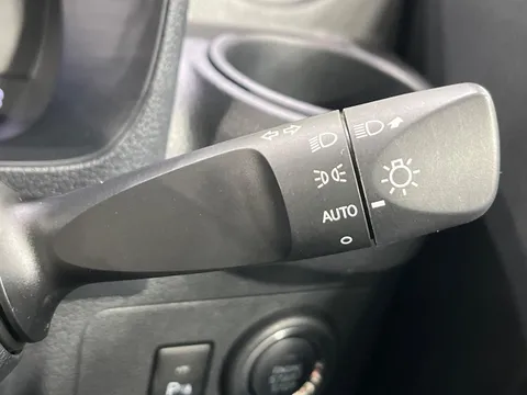 Daihatsu Mira Tocot