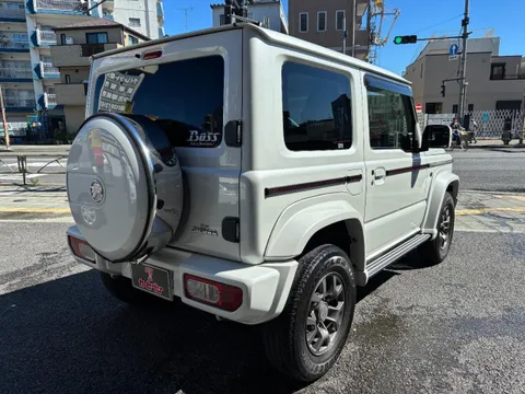 Suzuki Jimny Sierra