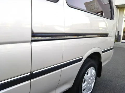 Toyota HiAce Wagon
