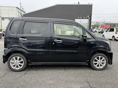 Suzuki Wagon R Stingray