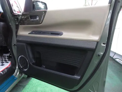 Honda N-BOX Slash