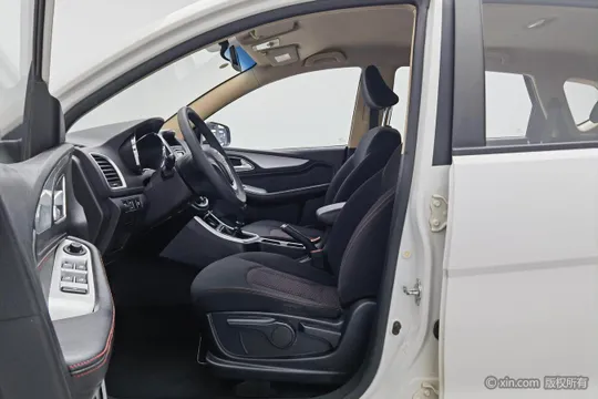 Baojun 560