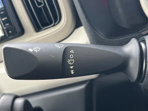 Daihatsu Mira Tocot