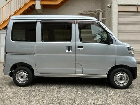 Daihatsu Hijet Cargo