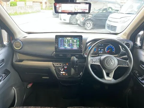 Mitsubishi eK X
