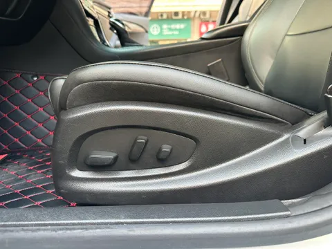 Cadillac ATS-L