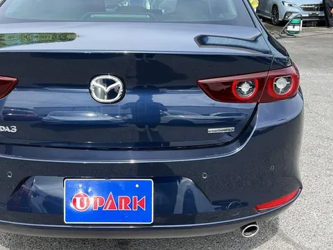Mazda MAZDA3 Sedan